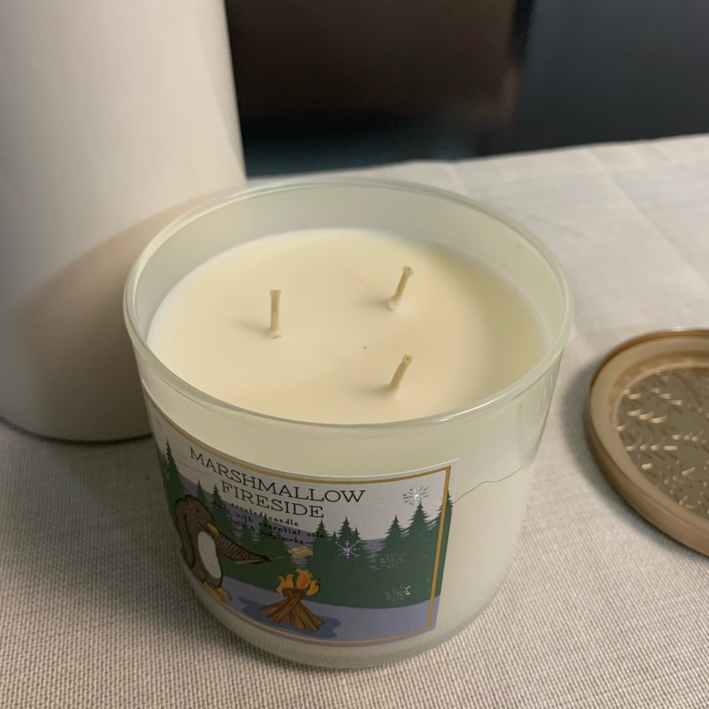 Bath and body works candle